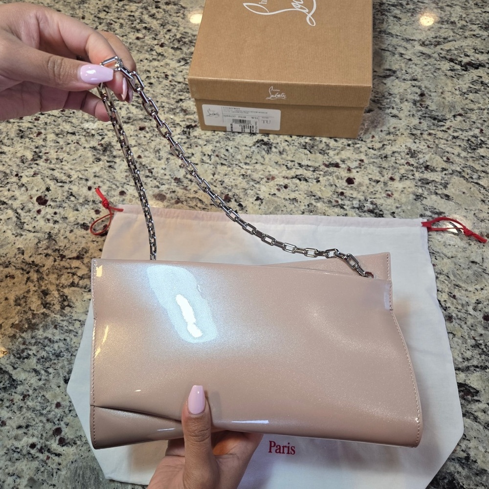 NEW Christian Louboutin Loubitwist Leche Nude Clutch with Silver Chain